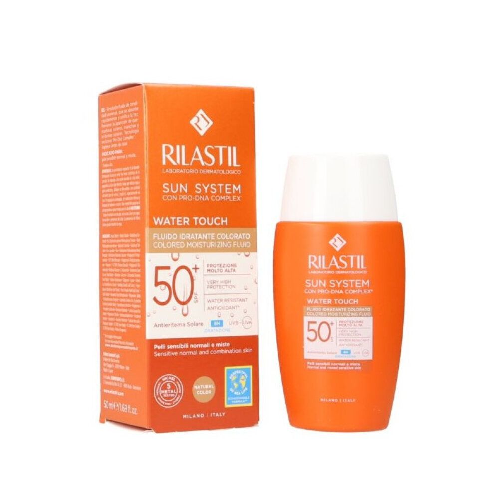 Produktflasche und Verpackung. Aufschrift: RILASTIL Sun System Water Touch Fluido SPF50+.