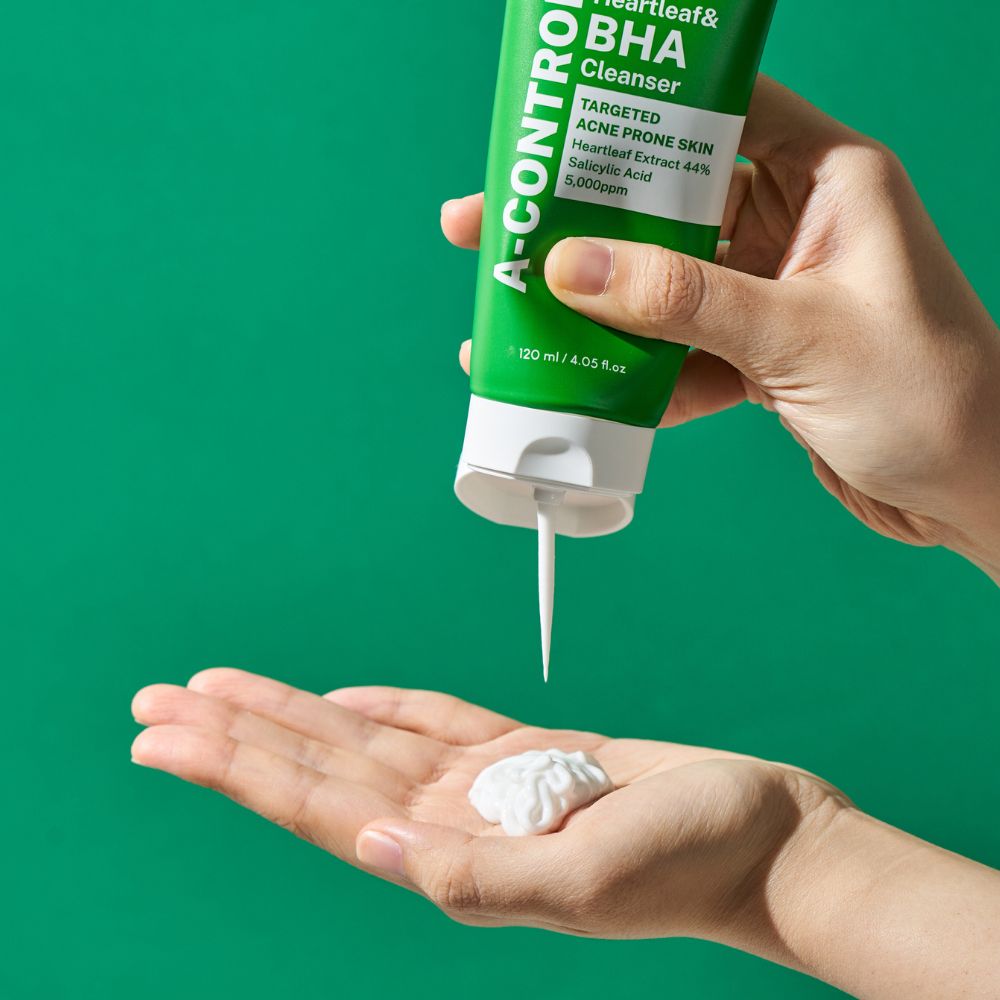 NINE LESS A-Control Heartleaf & BHA Foam Cleanser