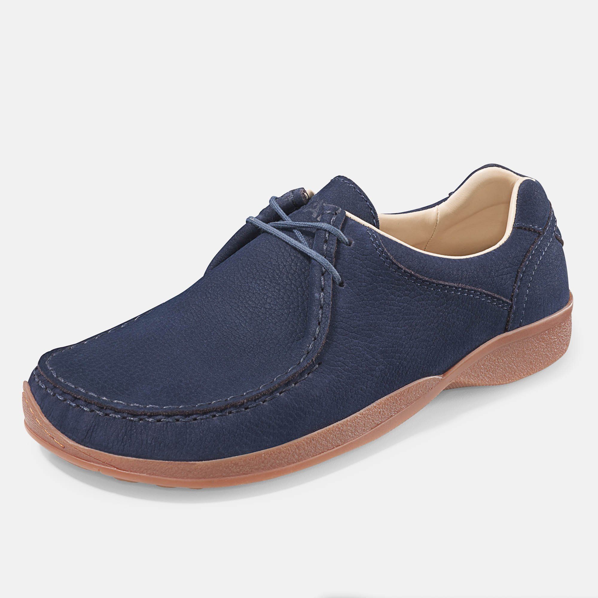 Blauer Herren-Schnürschuh mit brauner Sohle. Hellbraunes Innenfutter. Nahtdetails. Nahaufnahme.