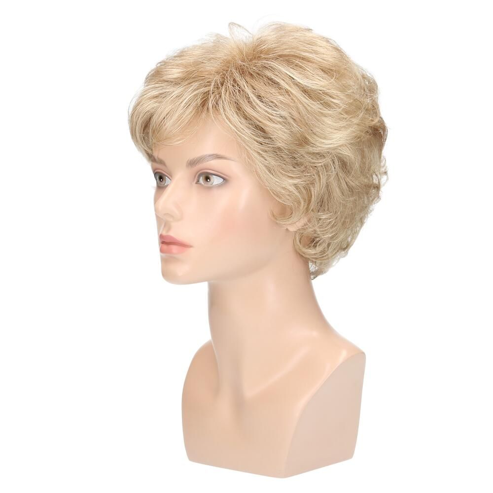 Perücke Iris von Lofty auf Büste. Blondes, kurzes Haar. Seitenansicht.