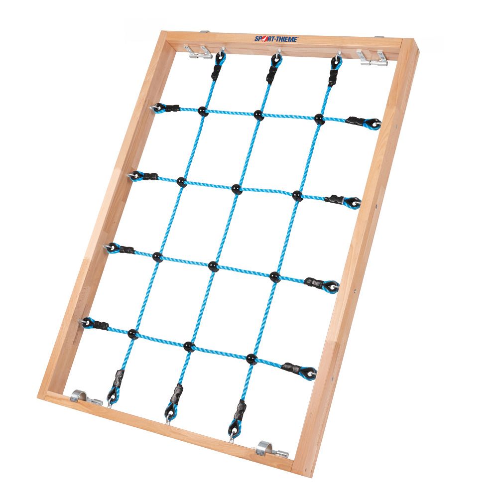 Kletterelement mit blauem Seilnetz und Holzrahmen. Metallbefestigungen. Sport-Thieme Logo oben.