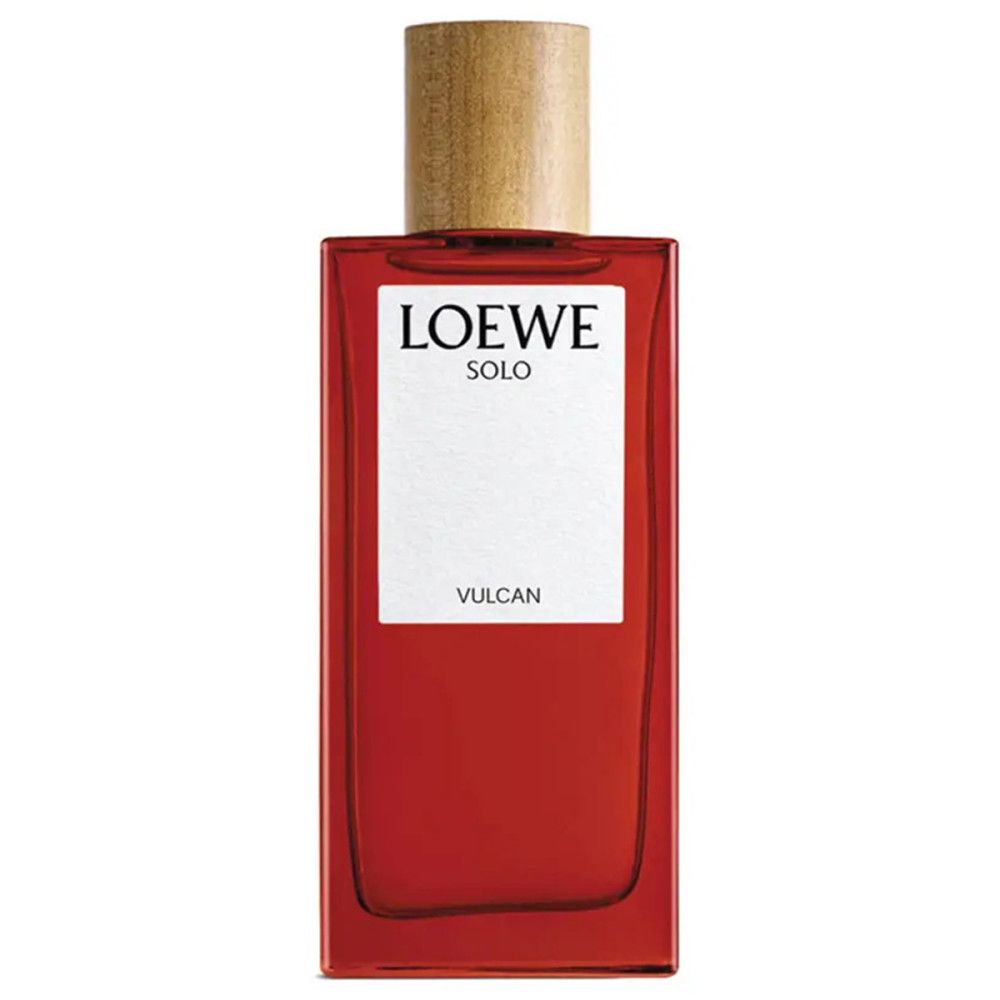 Rote Glasflasche mit Holzverschluss. Etikett mit 'LOEWE SOLO VULCAN'.