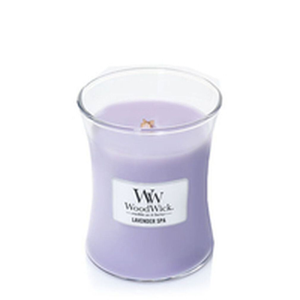 Sanduhrförmige Kerze mit Label "WoodWick Lavender Spa".