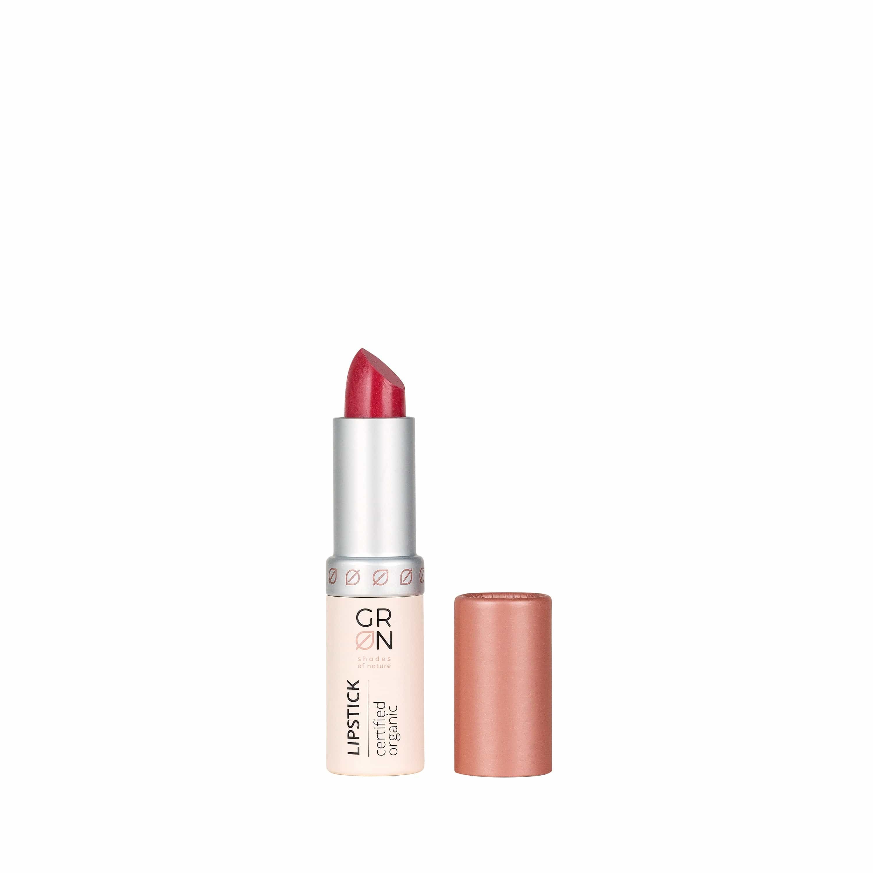 Lippenstift, geöffnet. Roter Lippenstift in silberner Hülse. Deckel daneben. Schriftzug: GRN, Lipstick, certified organic.