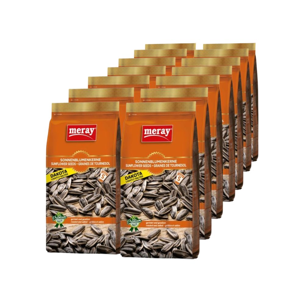Mehrere Packungen Sonnenblumenkerne. Aufdruck: "meray", "DAKOTA", "Sonnenblumenkerne". Verpackung in Braun- und Orangetönen.