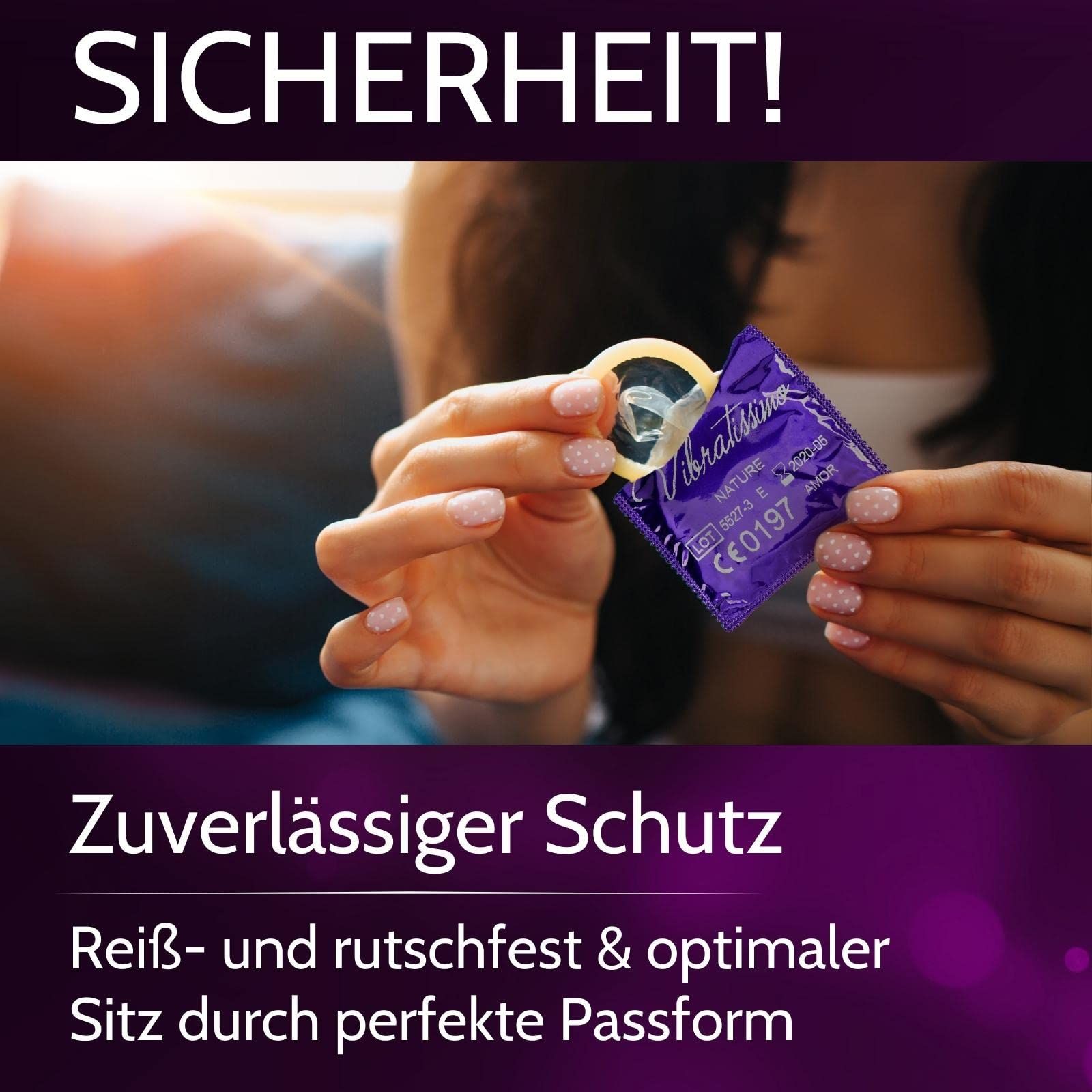 Frau hält ein Kondom und eine geöffnete Verpackung. Text: 'Sicherheit! Zuverlässiger Schutz'.