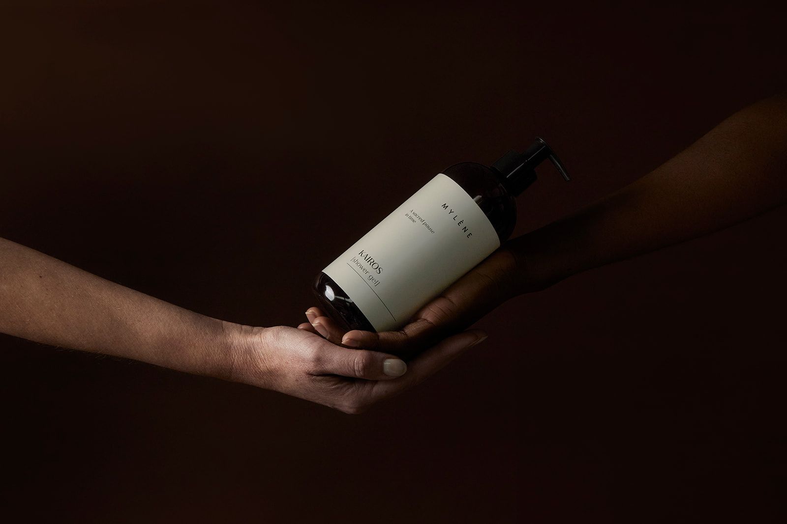 Kairos Shower Gel – Milde, pflegende Duschgel mit warmem Amber & Holznoten