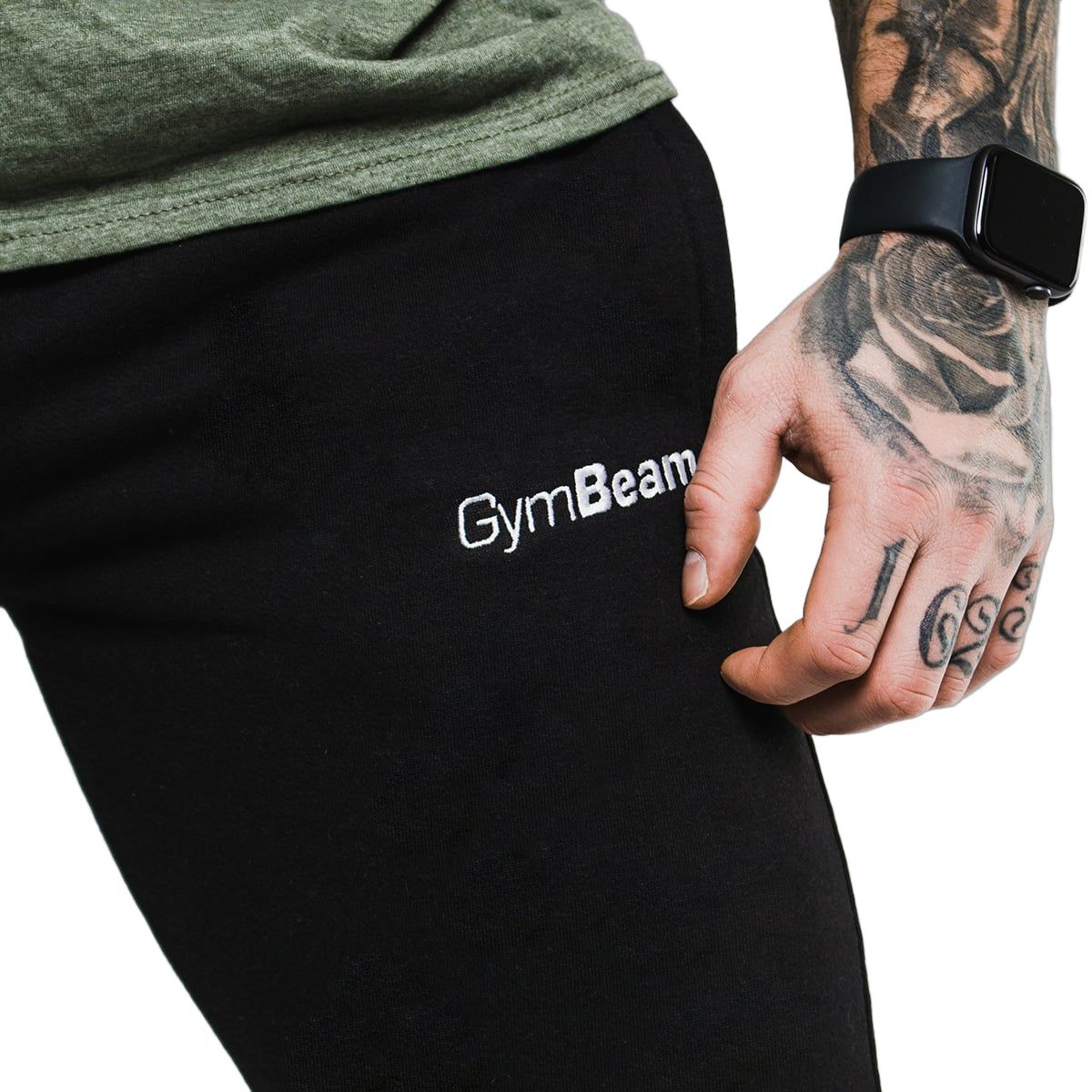 GymBeam Herren Jogginghose Slimfit mit Kordelzug und Taschen in Schwarz