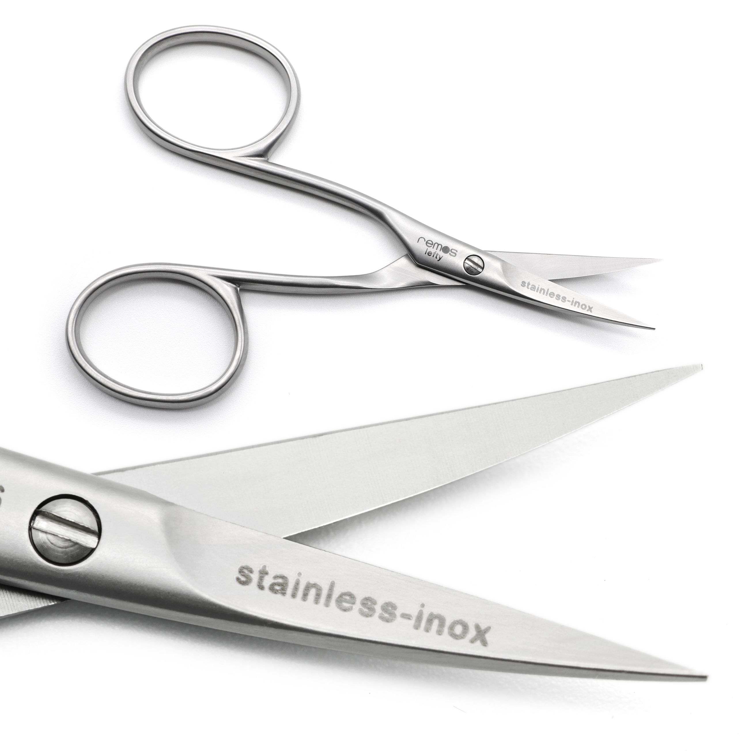 Nahaufnahme einer REMOS Linkshänder-Nagelschere aus Edelstahl.