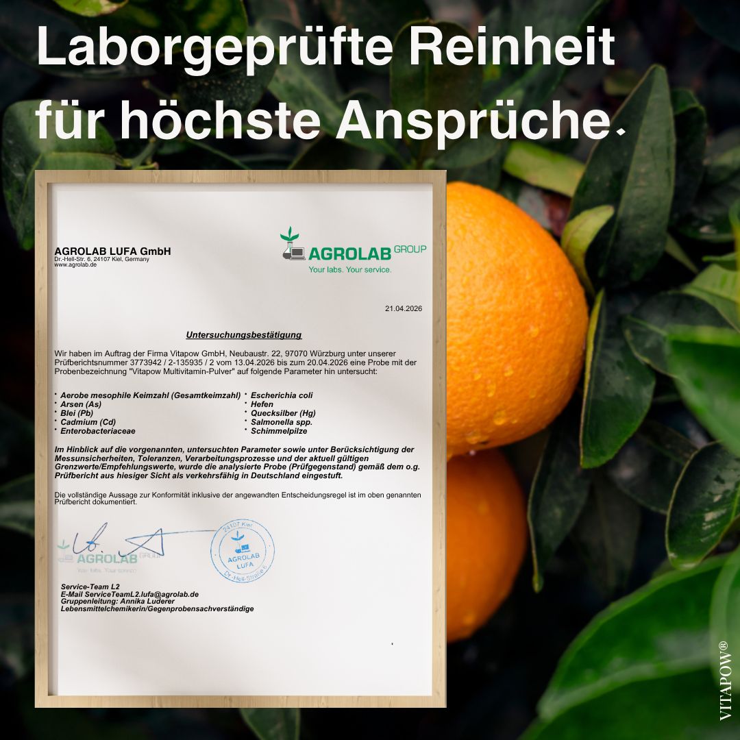 Zertifikat von Agrolab LUFA GmbH. Bestätigung der Reinheit von Vitapow Multivitamin Pulver. Unterschriften und Stempel.