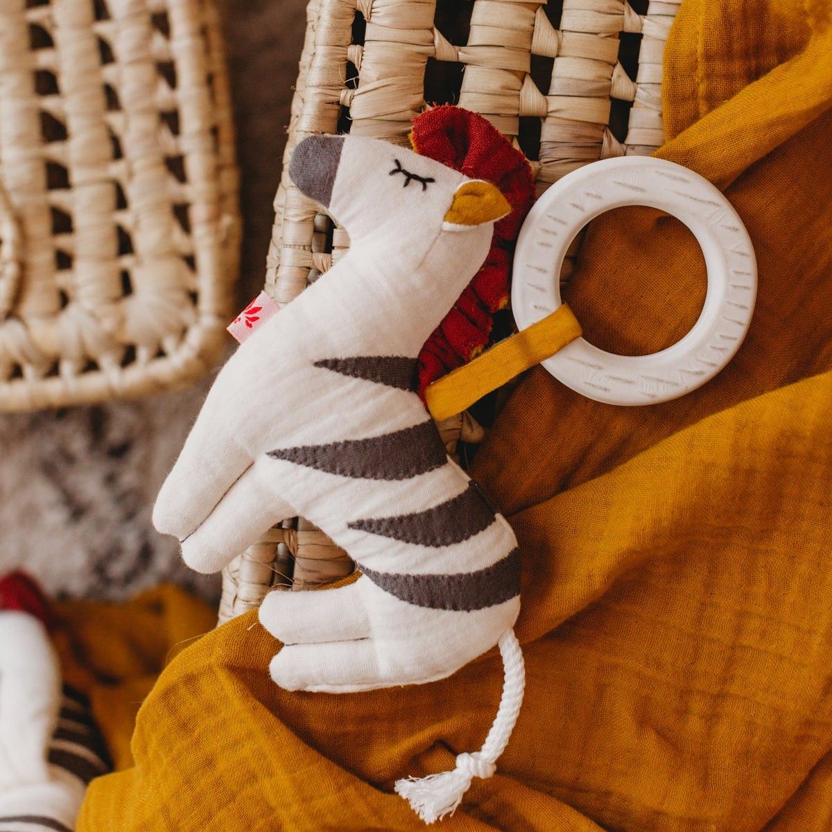 kikadu Beißring mit Zebra