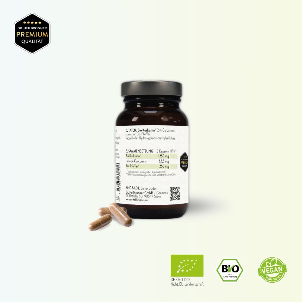 Braune Glasflasche mit Kapseln. Aufschrift: Bio Kurkuma, 5% Curcumin, Bio Pfeffer. 90 Kapseln. Zutatenliste.
