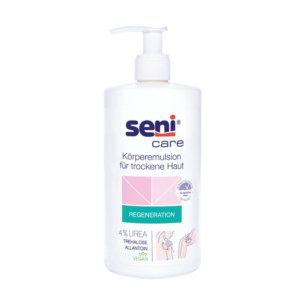 Weiße Flasche mit Pumpverschluss. Aufschrift: seni care Körperemulsion für trockene Haut. Text: Regeneration, 4% Urea, vegan.
