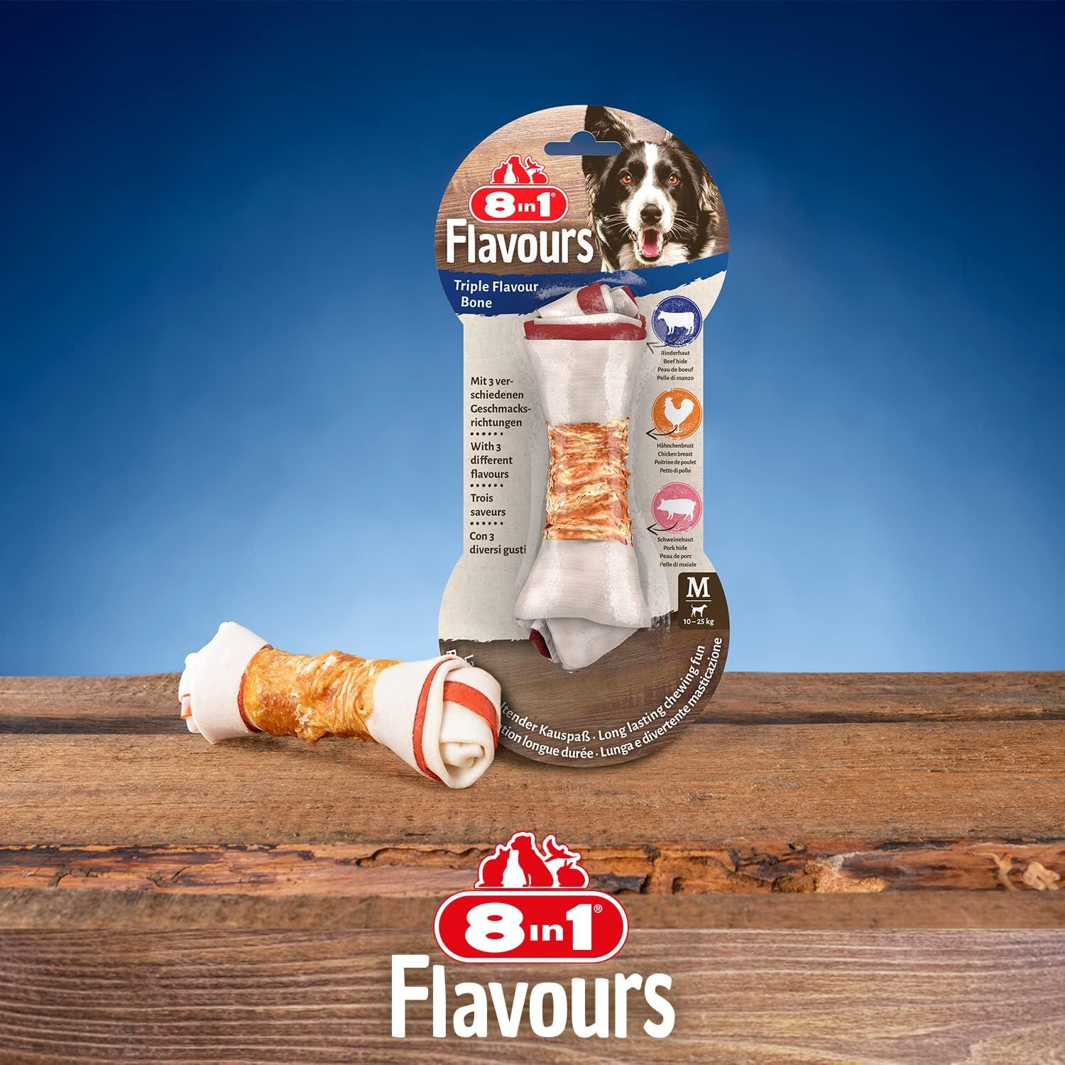 8in1 Triple Flavour Knochen, Größe M, auf Holzoberfläche.