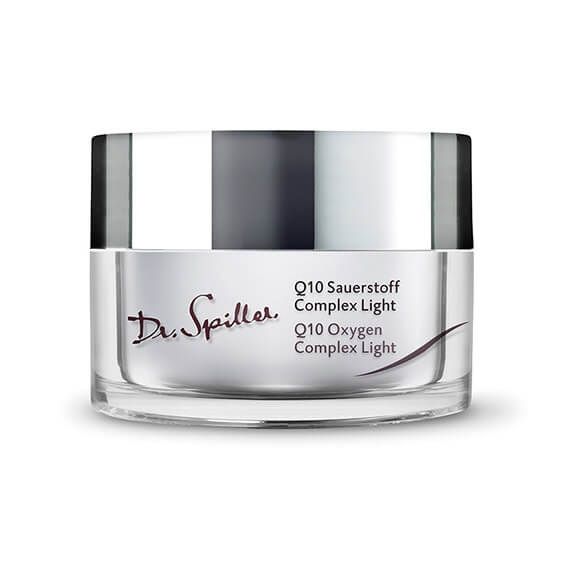 Creme-Dose mit silbernem Deckel. Aufschrift: Dr. Spiller, Q10 Sauerstoff Complex Light.