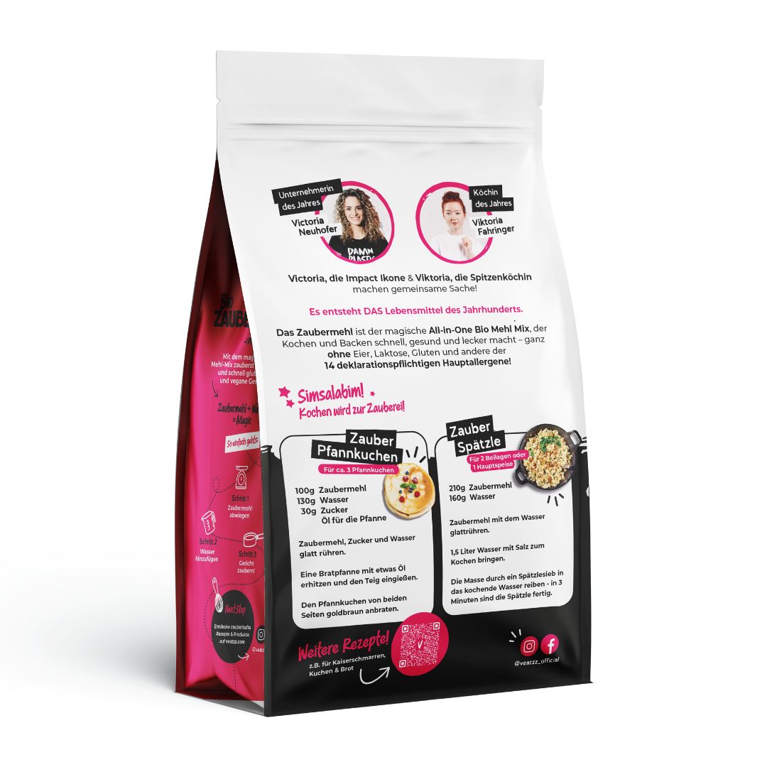 Rückseite der ZAUBERMEHL - GLUTENFREI Verpackung. Text mit Rezepten und Informationen. Abbildungen von Personen.