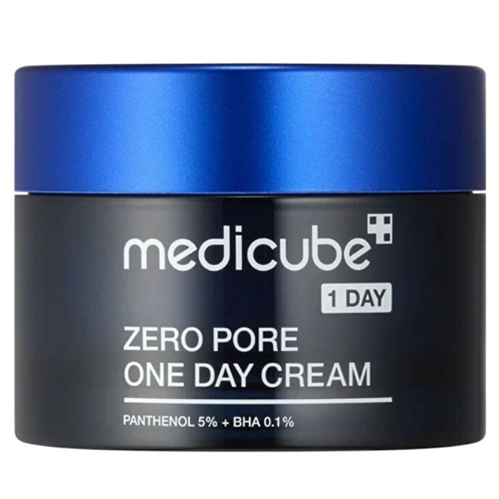 Medicube Zero Pore One Day Cream in schwarzem Tiegel mit blauer Kappe. Enthält Panthenol und BHA.