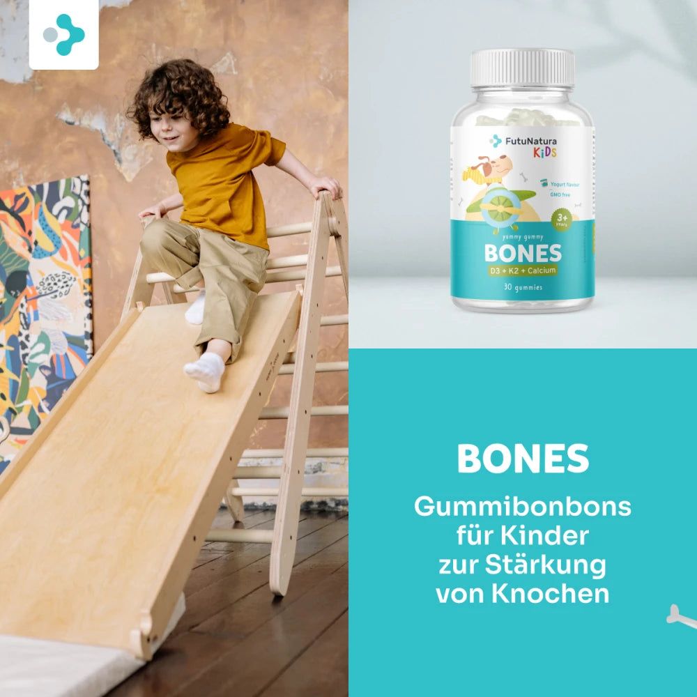 FutuNatura Kids Bones Gummies Flasche neben Kind auf Rutsche. Text: Bones, Gummibonbons für Kinder zur Stärkung von Knochen.