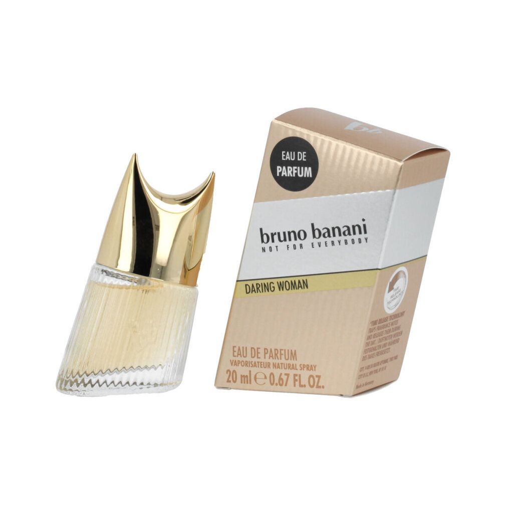 Parfümflasche und Verpackung. Goldfarbener Deckel, schräge Form. Aufschrift: Bruno Banani Daring Woman. Eau de Parfum.