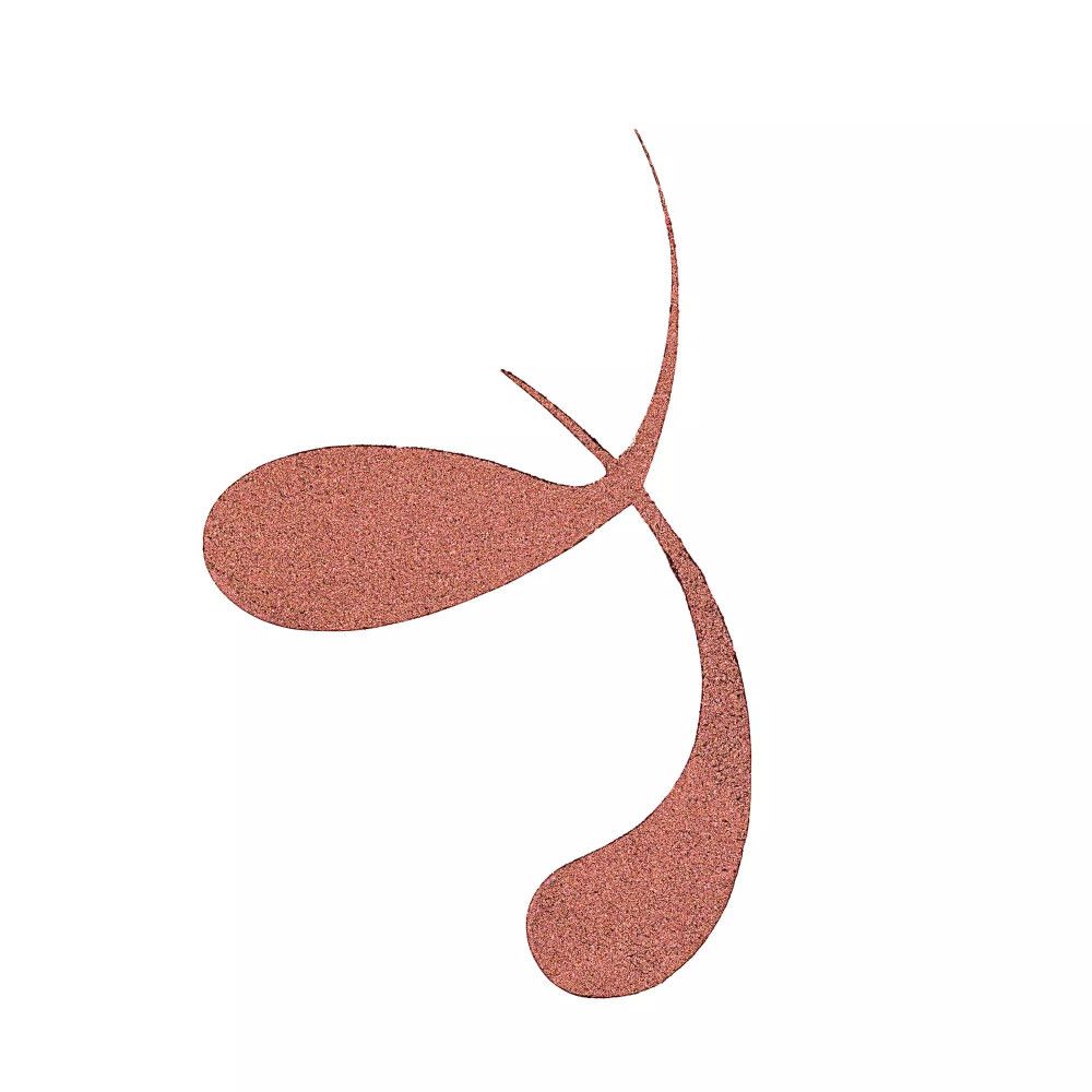 Zwei metallisch-rosafarbene Eyeliner-Striche, die sich kreuzen. Auf weißem Hintergrund.