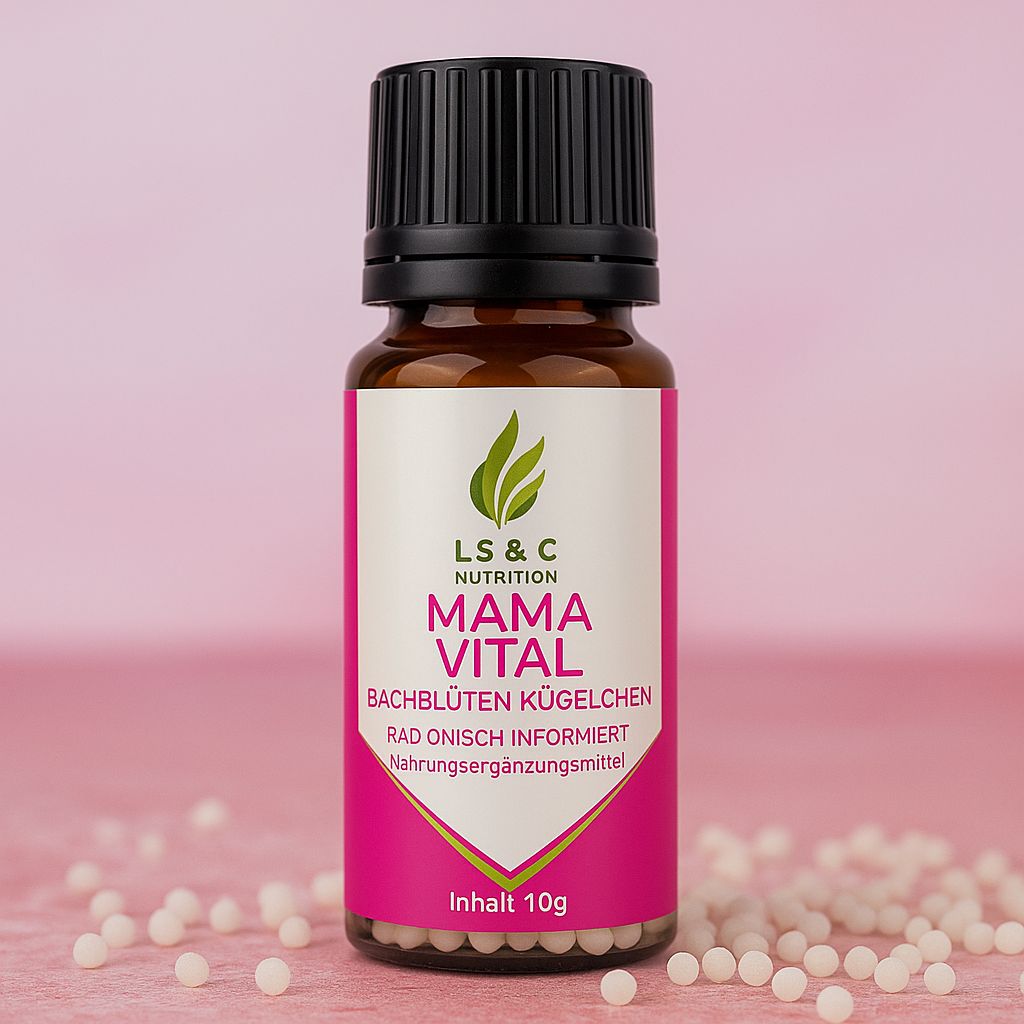 Braune Glasflasche mit schwarzem Deckel und pinkfarbenem Etikett. Aufschrift: Mama Vital, Bachblüten Kügelchen, Nahrungsergänzungsmittel. Inhalt 10g. Streuung von Kügelchen.