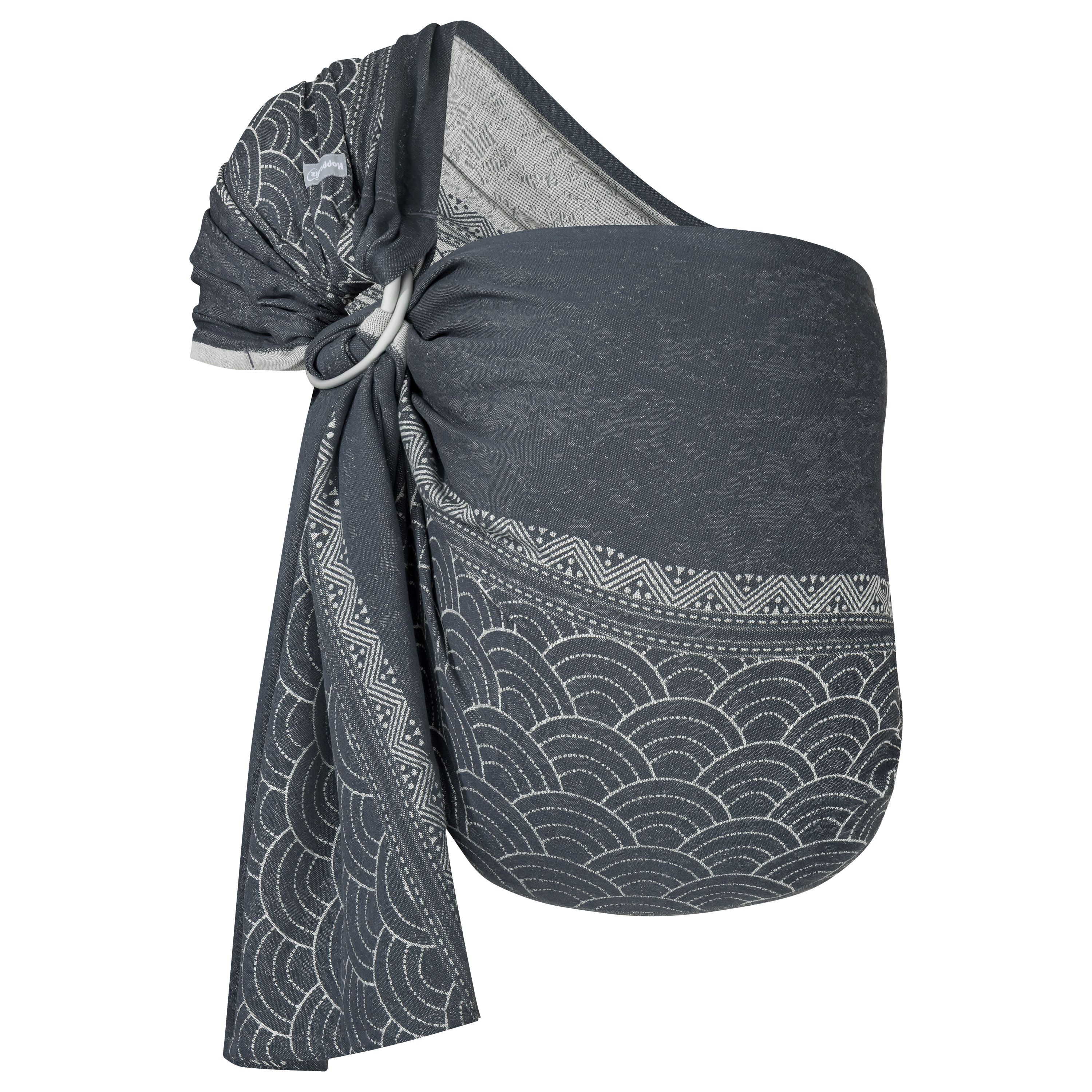 Ring-Sling aus Stoff, grau mit weißem Muster. Metallring. kbA-Zertifizierung.