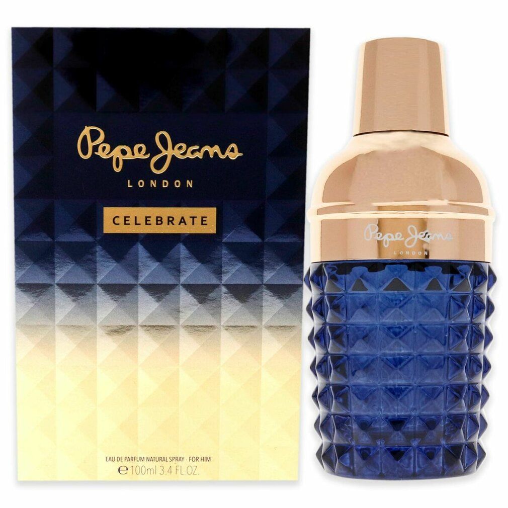 Pepe Jeans Celebrate For Him Eau de Parfum Flakon und Verpackung. Dunkelblauer, facettierter Flakon mit goldenem Verschluss.