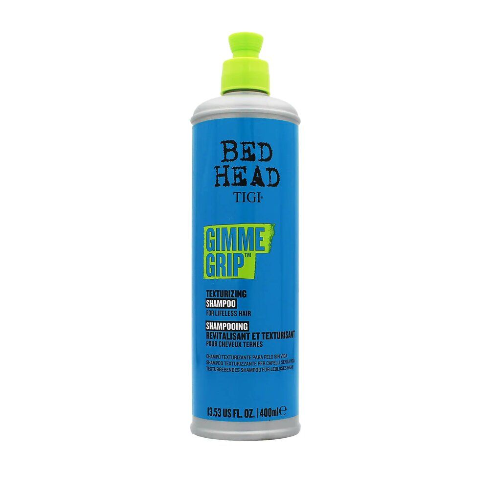 Türkisblaue Shampoo-Flasche mit grünem Pumpkopf. Aufschrift: Bed Head TIGI Gimme Grip Texturizing Shampoo.