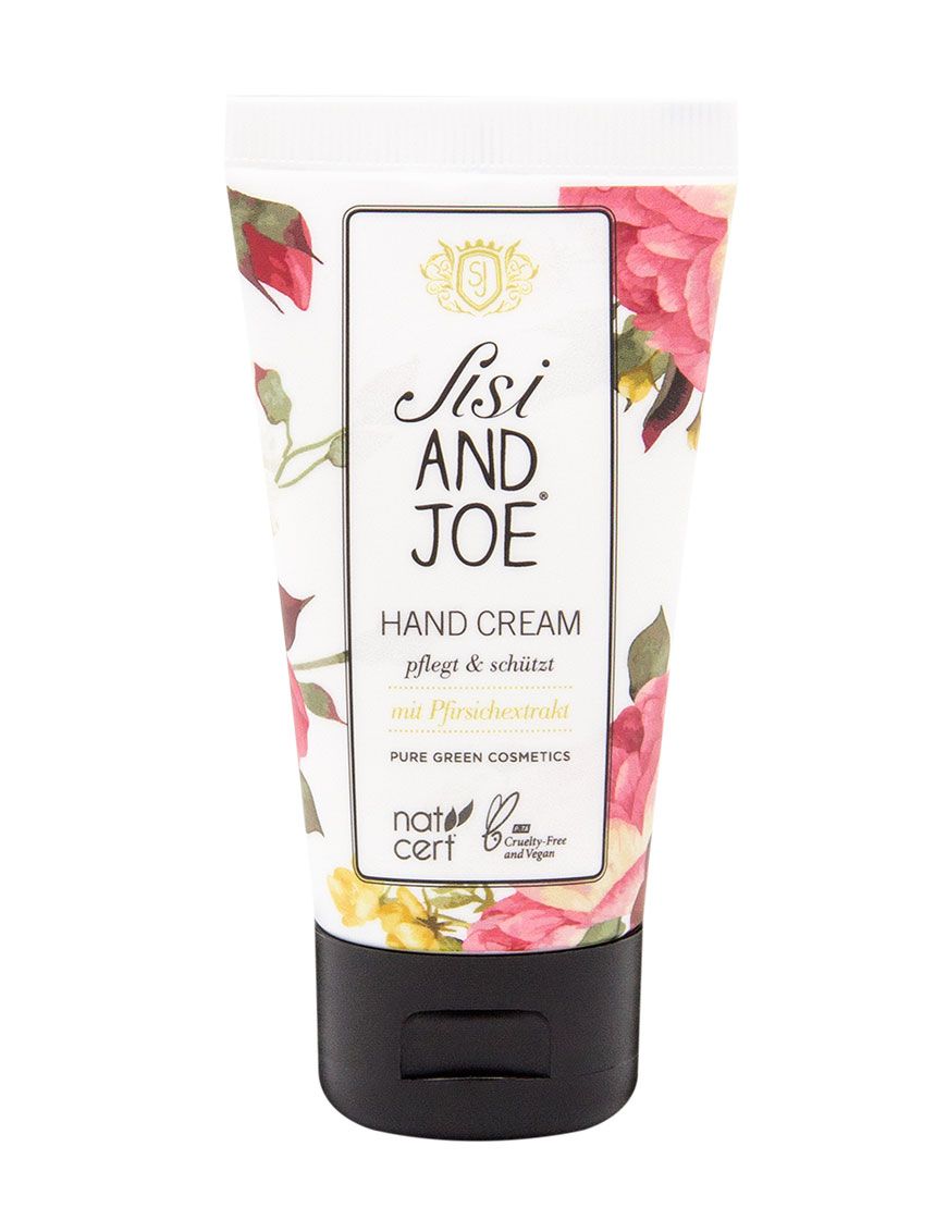 Handcreme-Tube mit floralem Muster. Text: Sisi and Joe, Hand Cream, pflegt & schützt, mit Pfirsichextrakt. Natrue-Zertifizierung, Cruelty Free.