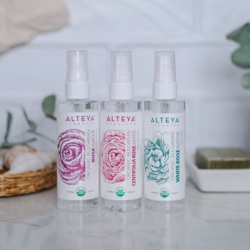 Alteya Organics rosa weißes Rosenwasser