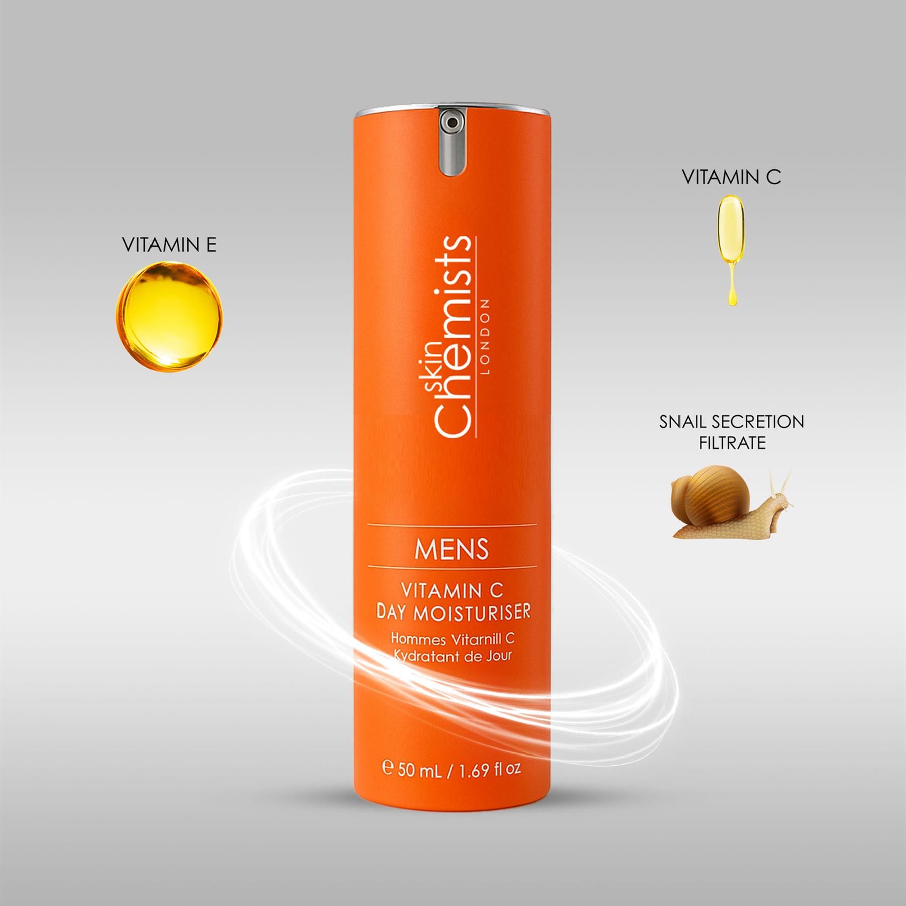 Ein Pumpspender 'MENS VITAMIN C DAY MOISTURISER' mit Vitamin E, Vitamin C und Schneckensekret.