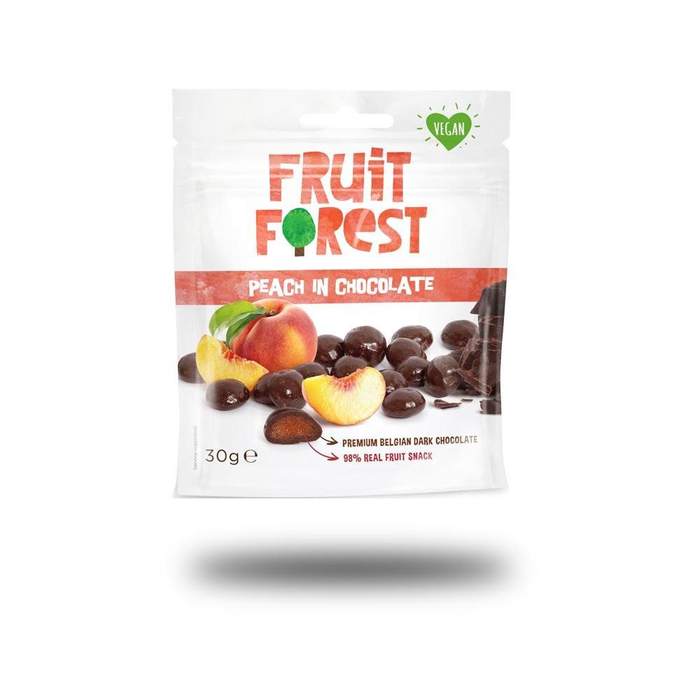 Verpackung mit Schokoladen-Pfirsichen. Aufschrift: Fruit Forest, Peach in Chocolate, Vegan. 30g. Abgebildet sind Pfirsiche und Schokoladenstücke.