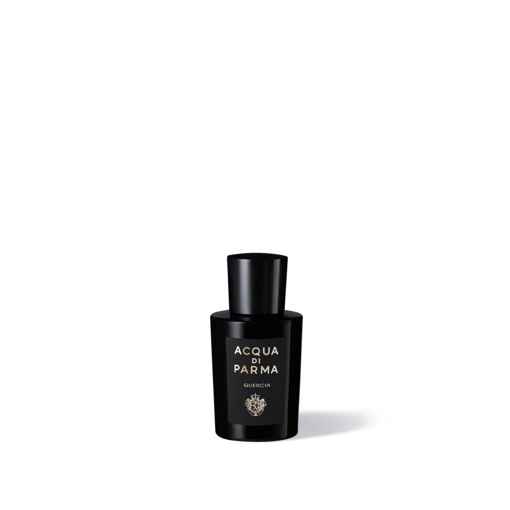 Schwarze Flasche mit schwarzem Verschluss. Aufschrift: Acqua di Parma Quercia.