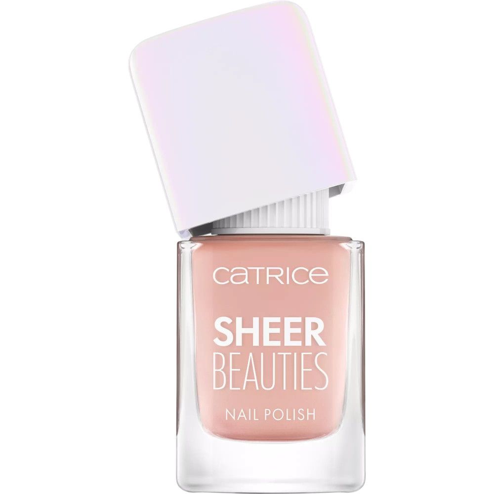Nagellackflasche mit rosa Inhalt, Deckel leicht geöffnet. Aufschrift: CATRICE SHEER BEAUTIES NAIL POLISH.