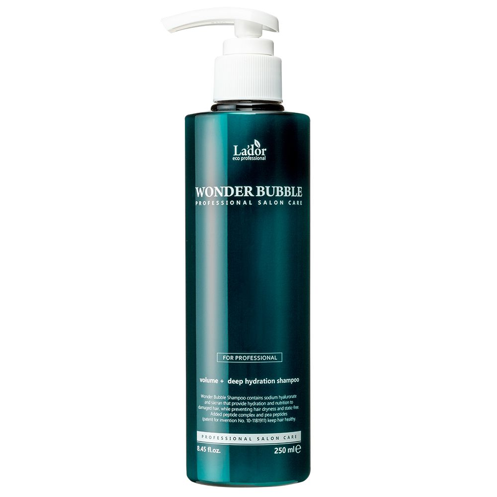 Dunkelgrüne Flasche mit Pumpspender, LADOR Wonder Bubble Volumen + Tiefenhydrationsshampoo, 250 ml.