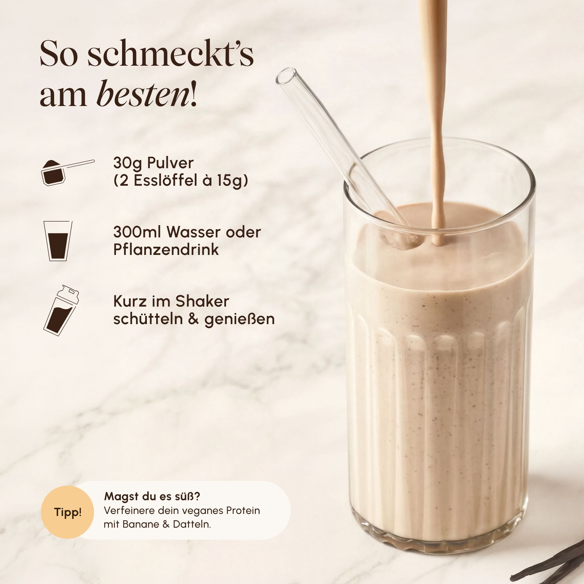 Zubereitung von VETAIN Proteinshake mit Wasser und Shaker.