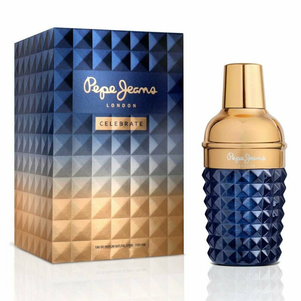 Pepe Jeans Celebrate For Him Eau de Parfum Flakon und Verpackung. Dunkelblauer, facettierter Flakon mit goldenem Verschluss.