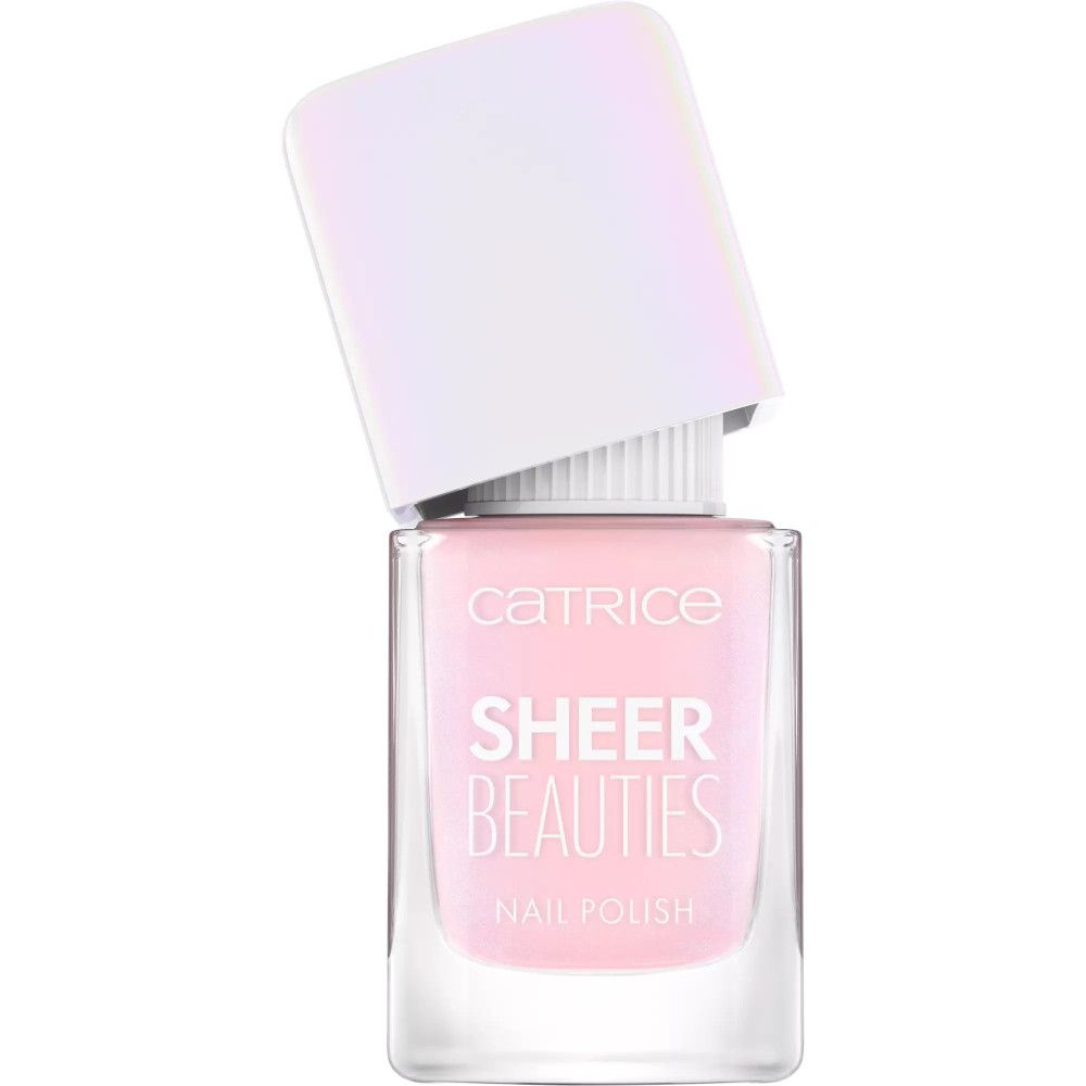 Nagellackflasche mit rosa Inhalt, Deckel leicht geöffnet. Aufschrift: CATRICE SHEER BEAUTIES NAIL POLISH.