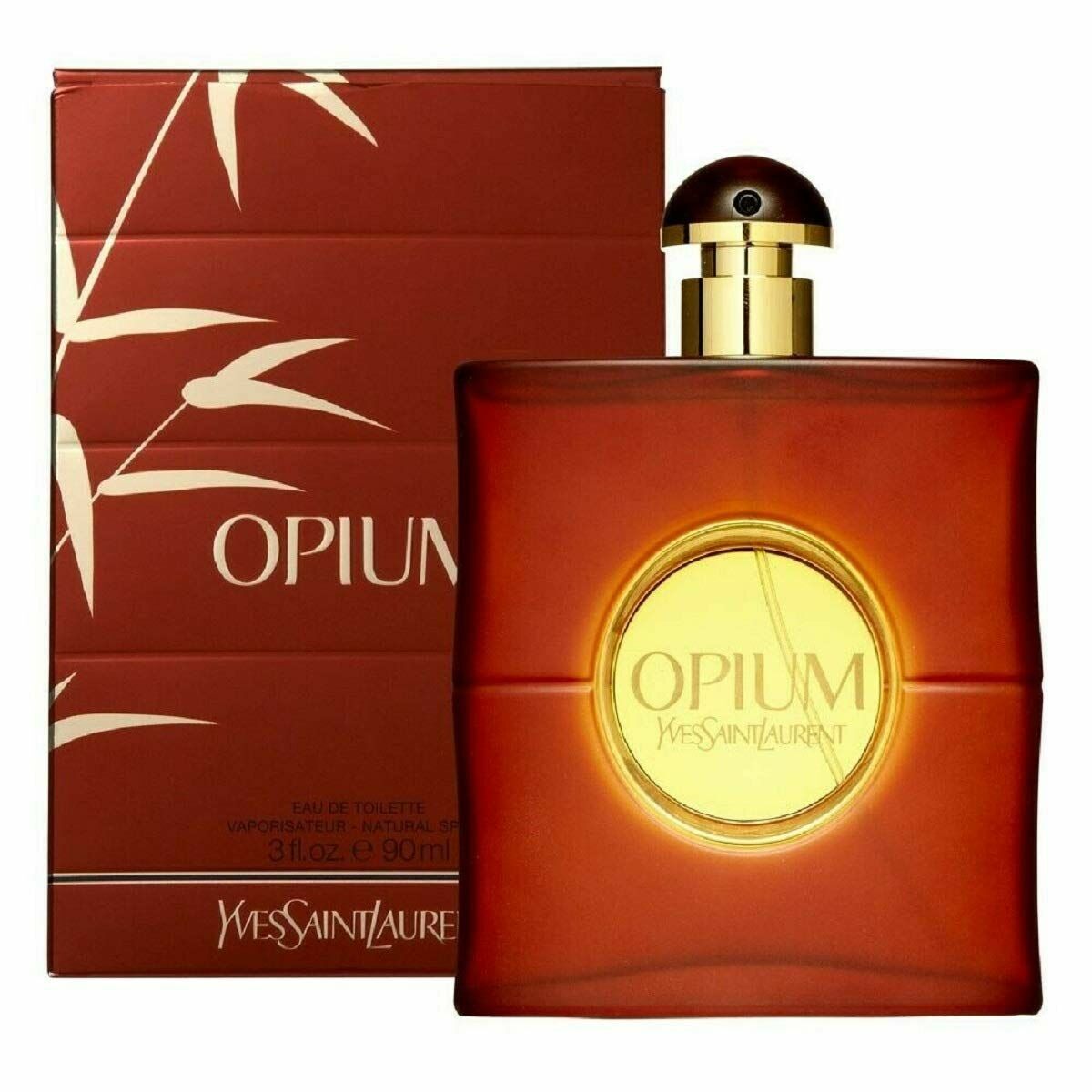 Dunkelroter Flakon mit goldenem Verschluss und Verpackung. Auf dem Flakon steht "Opium" und "Yves Saint Laurent".