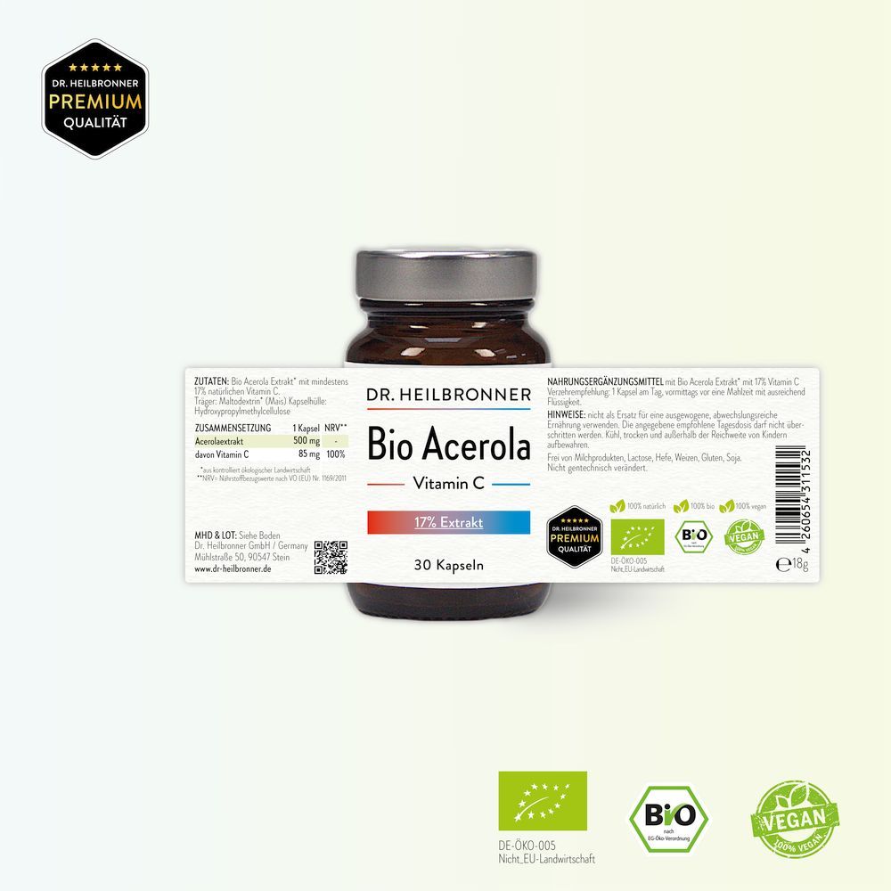 Braune Glasflasche mit Kapseln. Aufschrift: Bio Acerola Vitamin C, 17% Extrakt, 30 Kapseln. Bio- und Vegan-Siegel. Produktetikett.