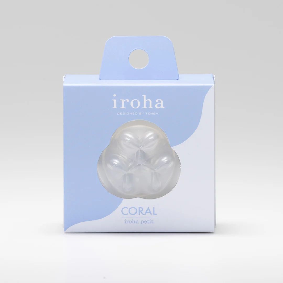 Kartonverpackung mit Produktabbildung. Marke iroha. Produktname CORAL iroha petit. Hellblauer Hintergrund.
