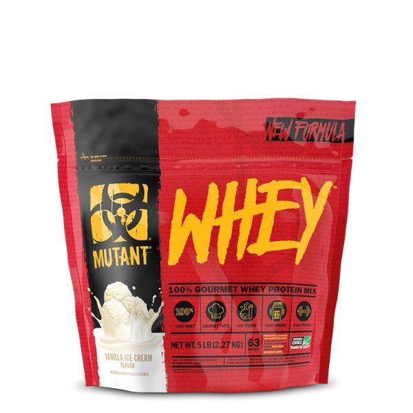 Rote und schwarze Whey-Proteinpulver-Verpackung. Aufschrift: "Whey", "Mutant", "Vanilla Ice Cream Flavor".