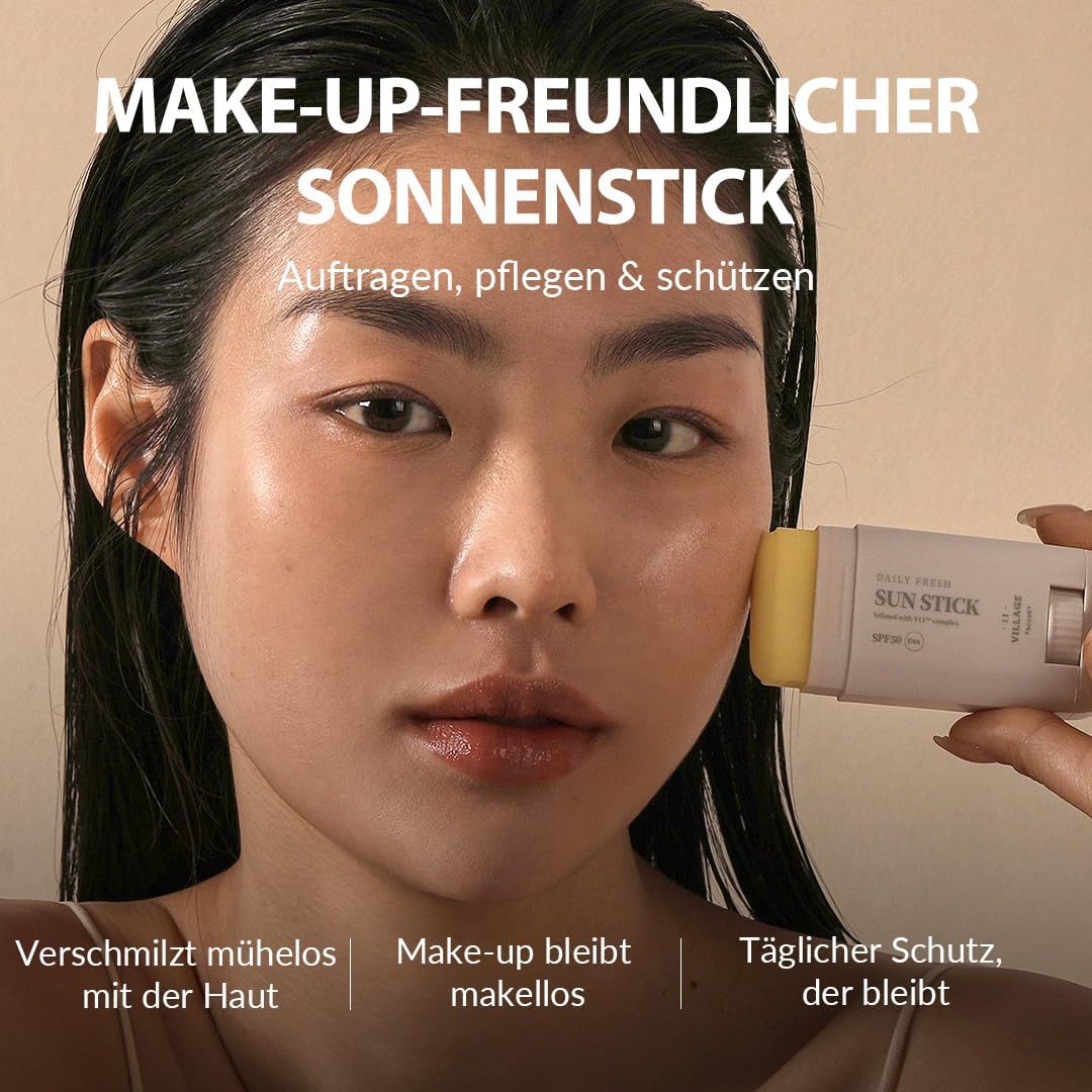 Frau trägt Daily Fresh Sun Stick auf. Text: Make-up-freundlicher Sonnenstick. Auftragen, pflegen & schützen.
