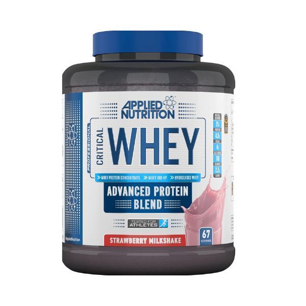 Dose mit Applied Nutrition Critical Whey, Erdbeermilchshake-Geschmack. Enthält 67 Portionen. Blaue Kappe, schwarzer Behälter.
