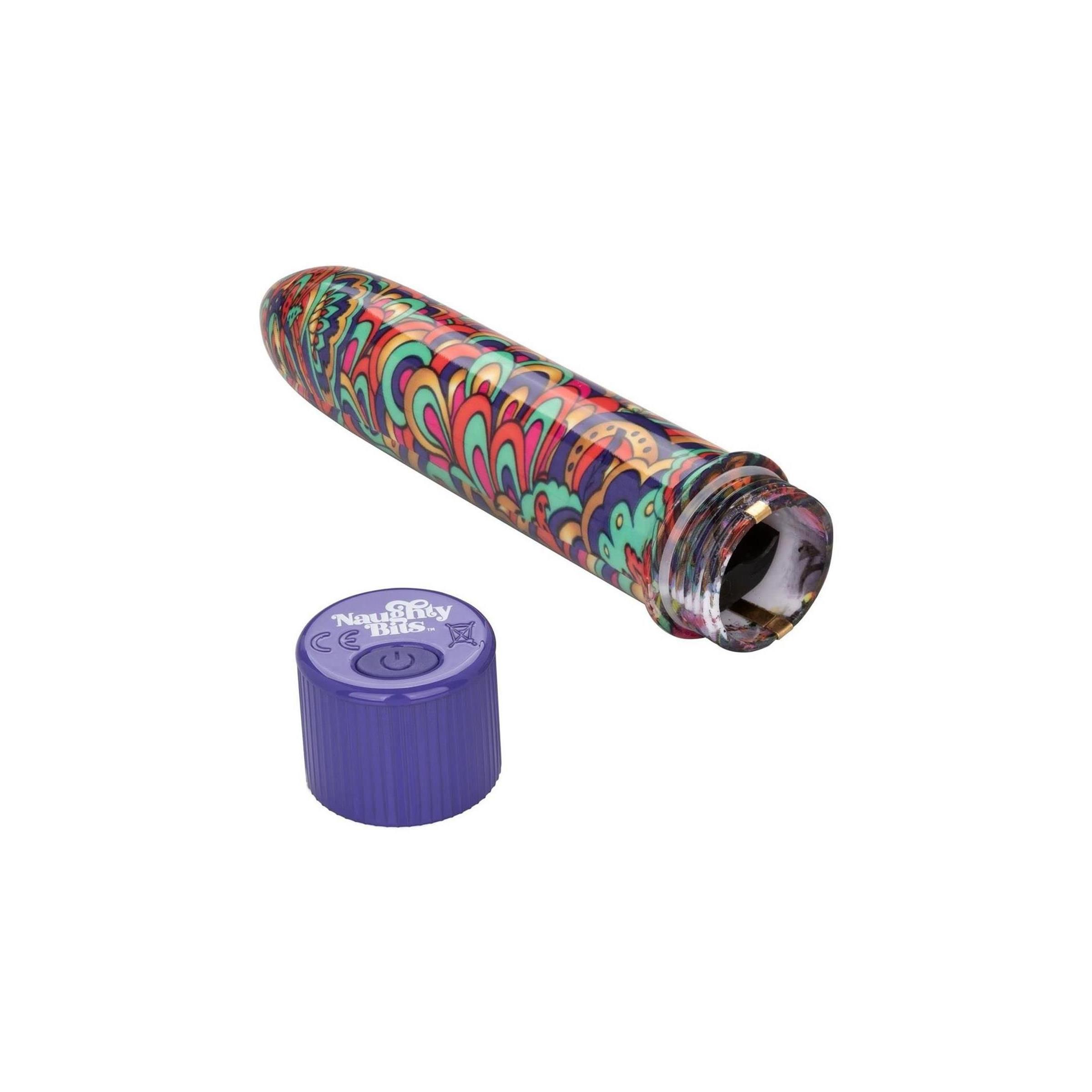 Mini-Vibrator mit buntem Muster. Lila Basis. Basis abgenommen.