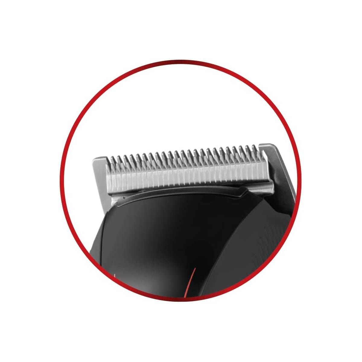 Nahaufnahme der Klingen eines Haarschneiders. Metallfarben.