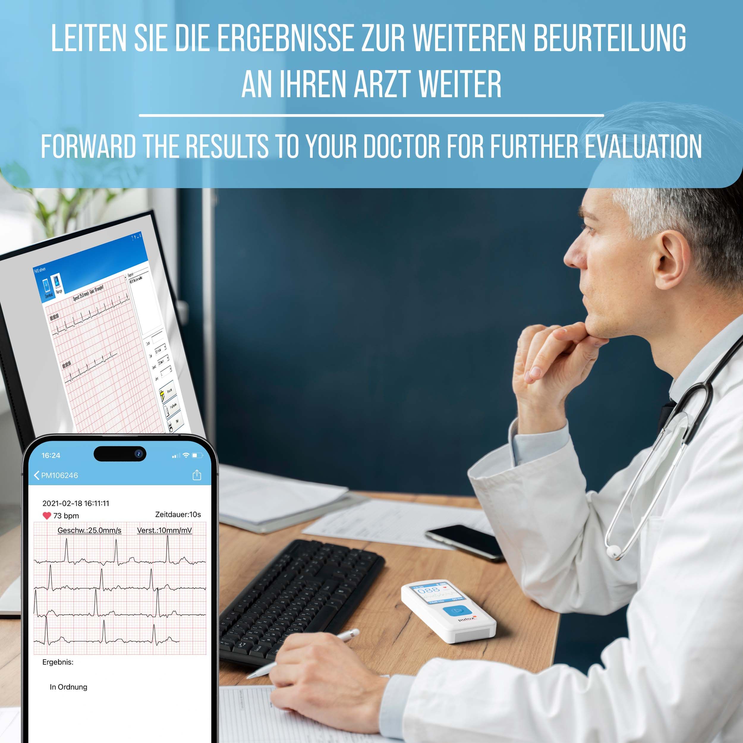Arzt betrachtet EKG-Ergebnisse auf Laptop und Smartphone. EKG-Gerät auf dem Tisch. Text: Leiten Sie die Ergebnisse an Ihren Arzt weiter.