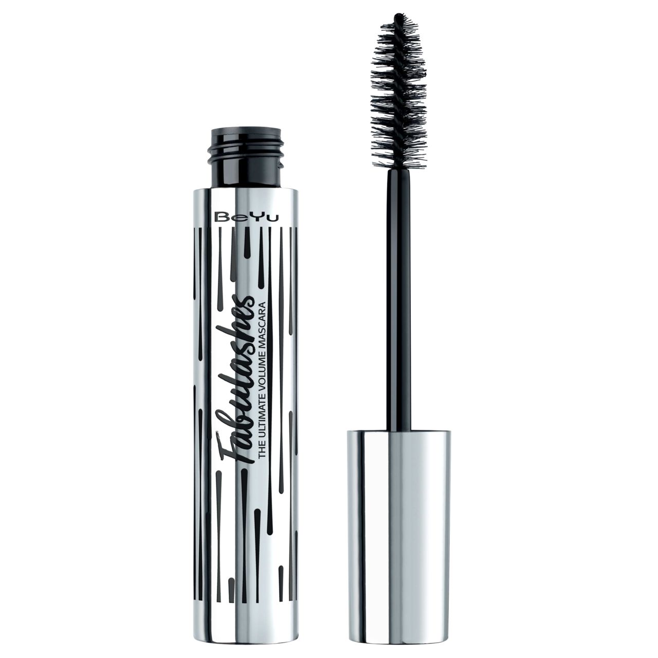Mascara-Flakon und Bürste. Silberfarbener Flakon mit schwarzem Deckel. Aufschrift: Beyu Fabulashes The Ultimate Volume Mascara.