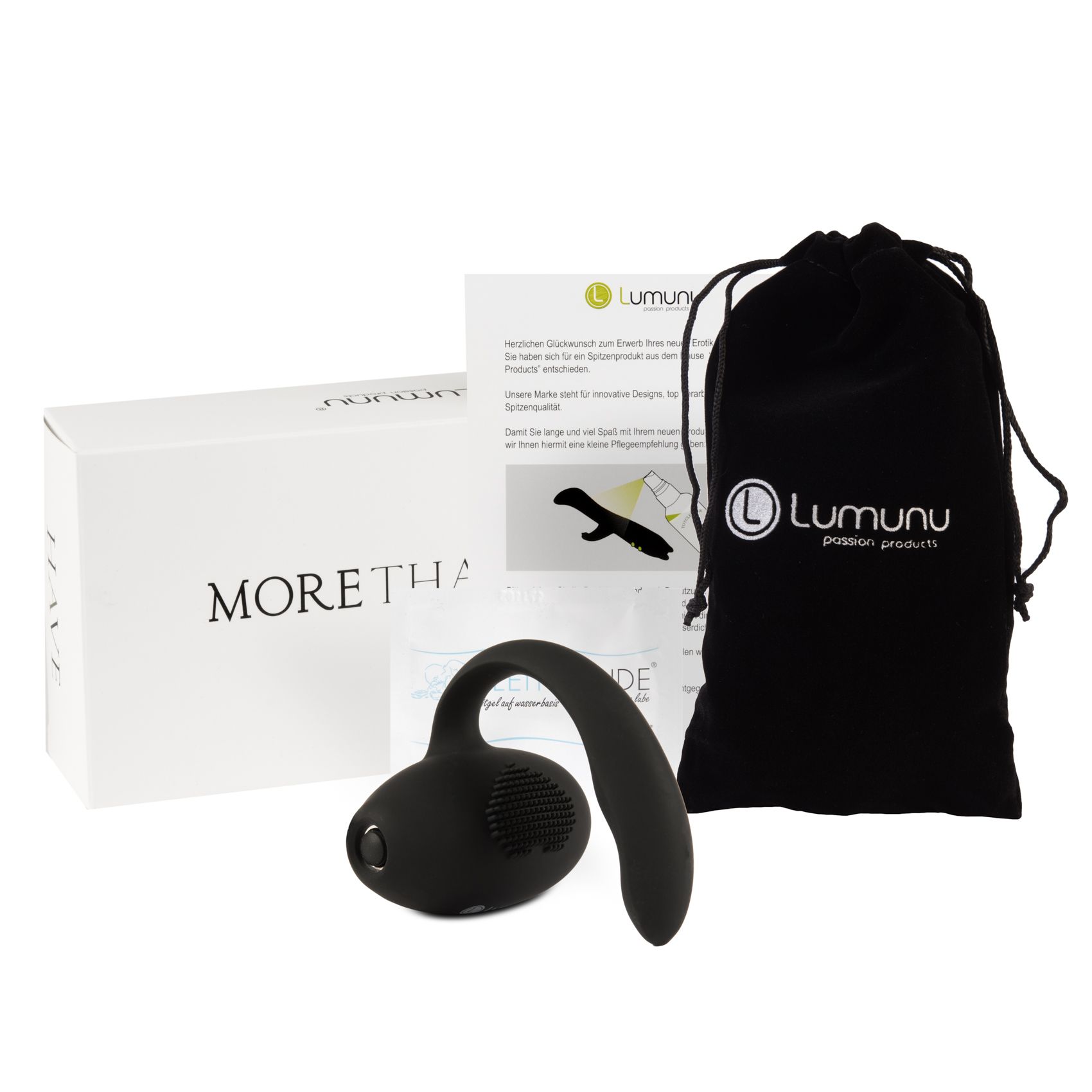 Produkt-Set mit schwarzem Vibrator, Creme, Beutel und Verpackung. Text: MORE THAN, Lumunu passion products.