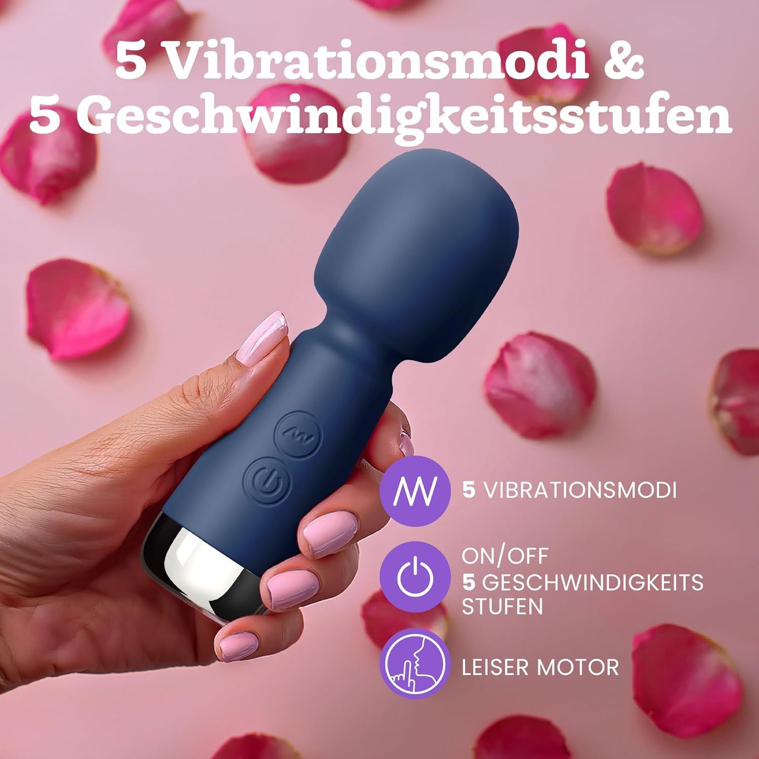 Hand hält blauen Mini Vibrator. Symbole zeigen 5 Vibrationsmodi, Ein/Aus, 5 Geschwindigkeitsstufen, leiser Motor.
